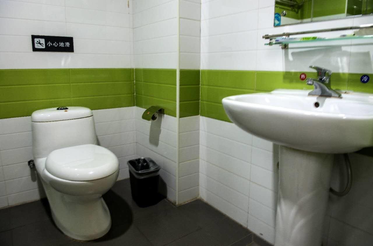 E+ Hotel Guangzhou Baixin Branch Dış mekan fotoğraf